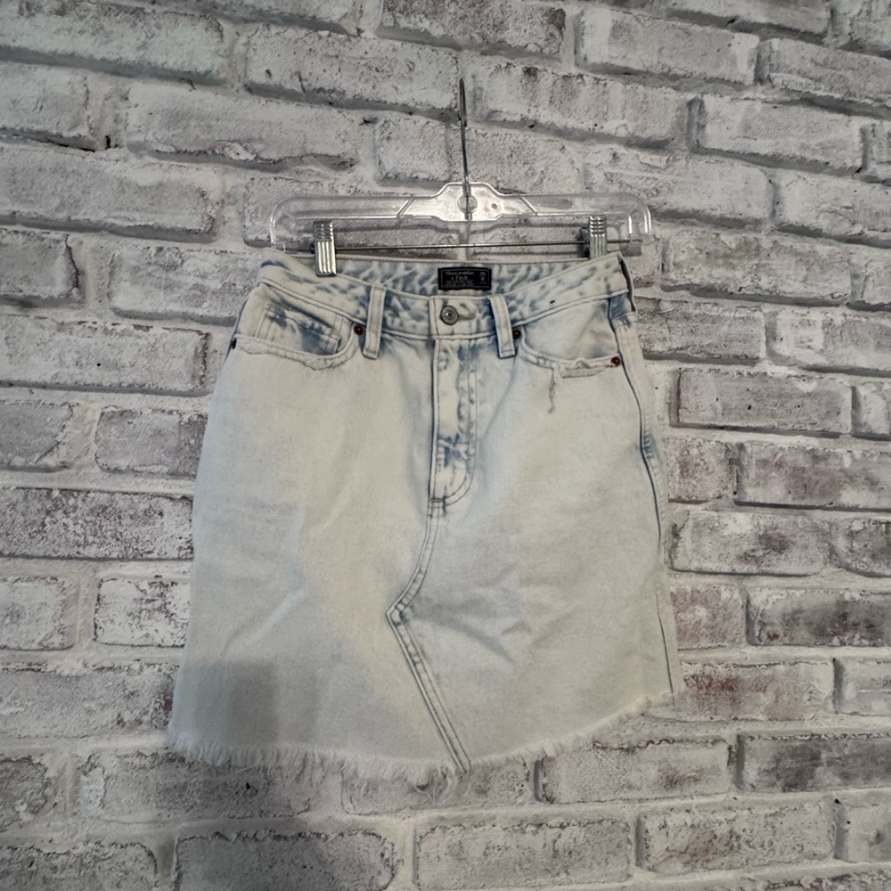 Abercrombie & Fitch Blue and White Denim Skirt